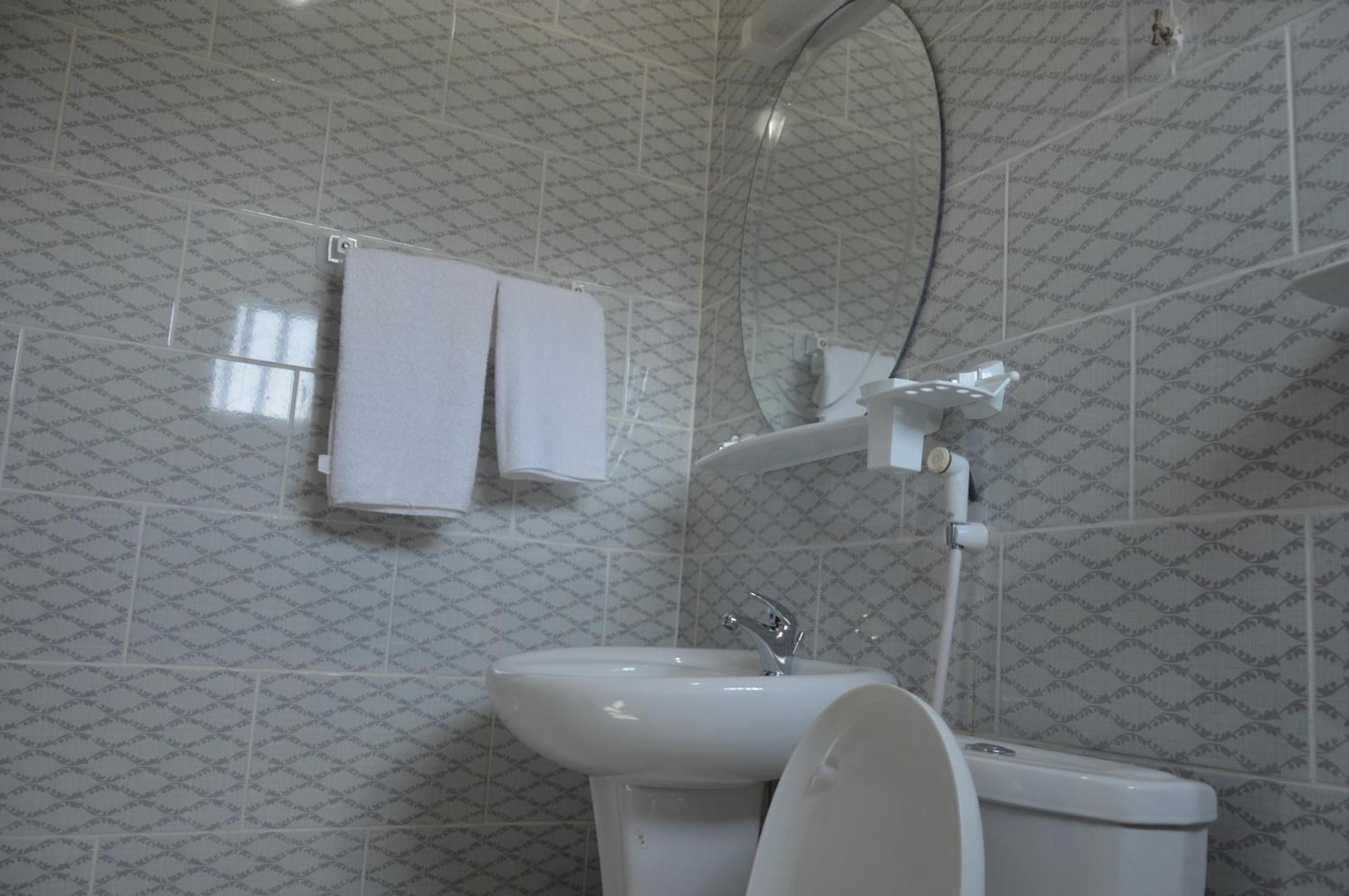 Nikita Hotel Yaoundé エクステリア 写真